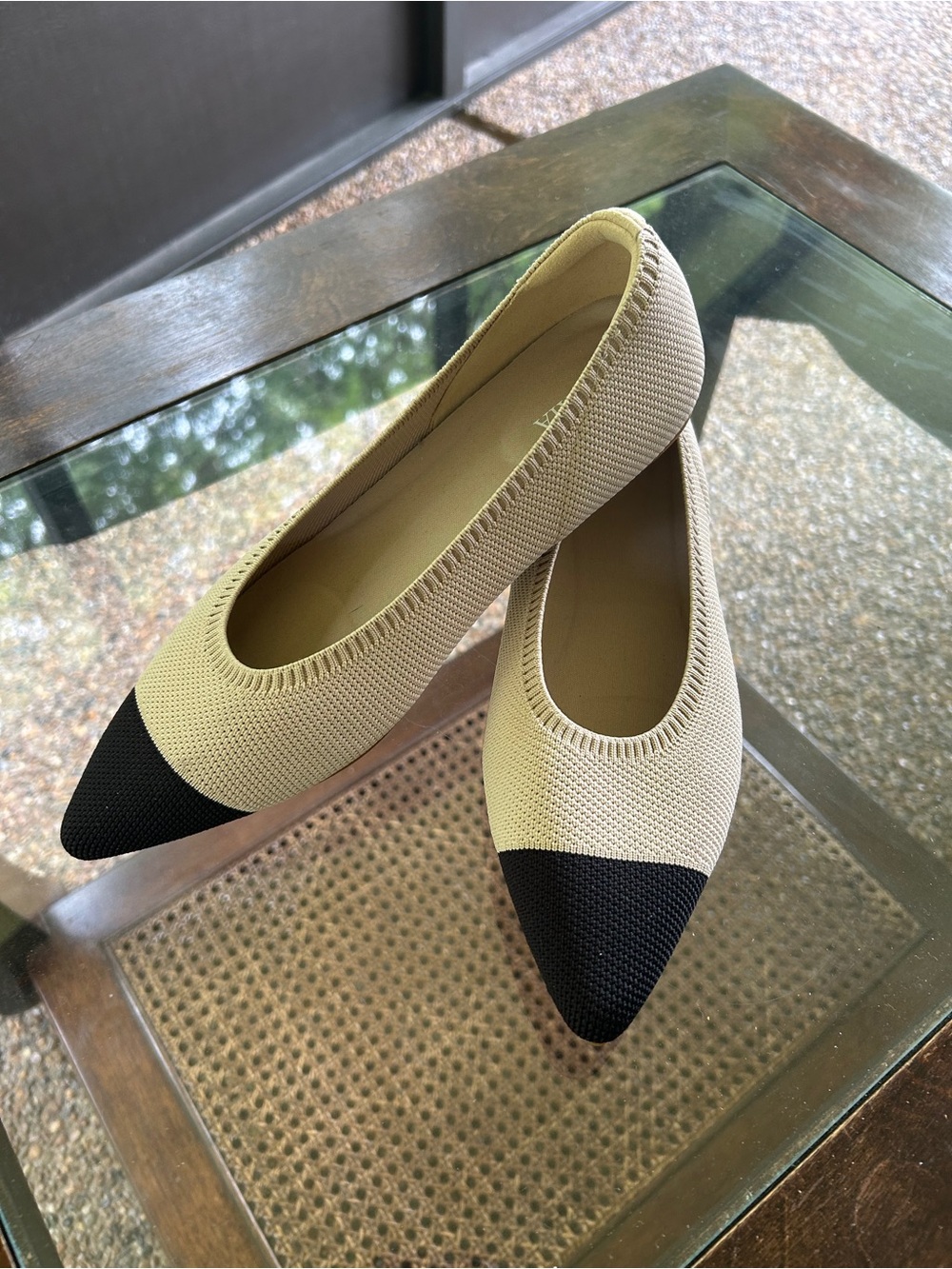 VIVAIA Two-Tone Knit Pointed Toe Flats in Cream and Black - Picture 3 of 5
